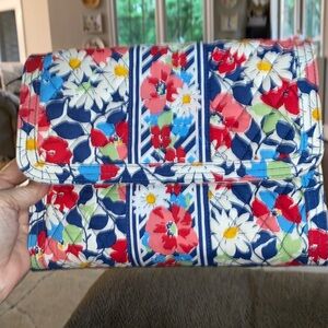 Vera Bradley Summer Cottage print Jewellery/Make Up storage pouch clutch